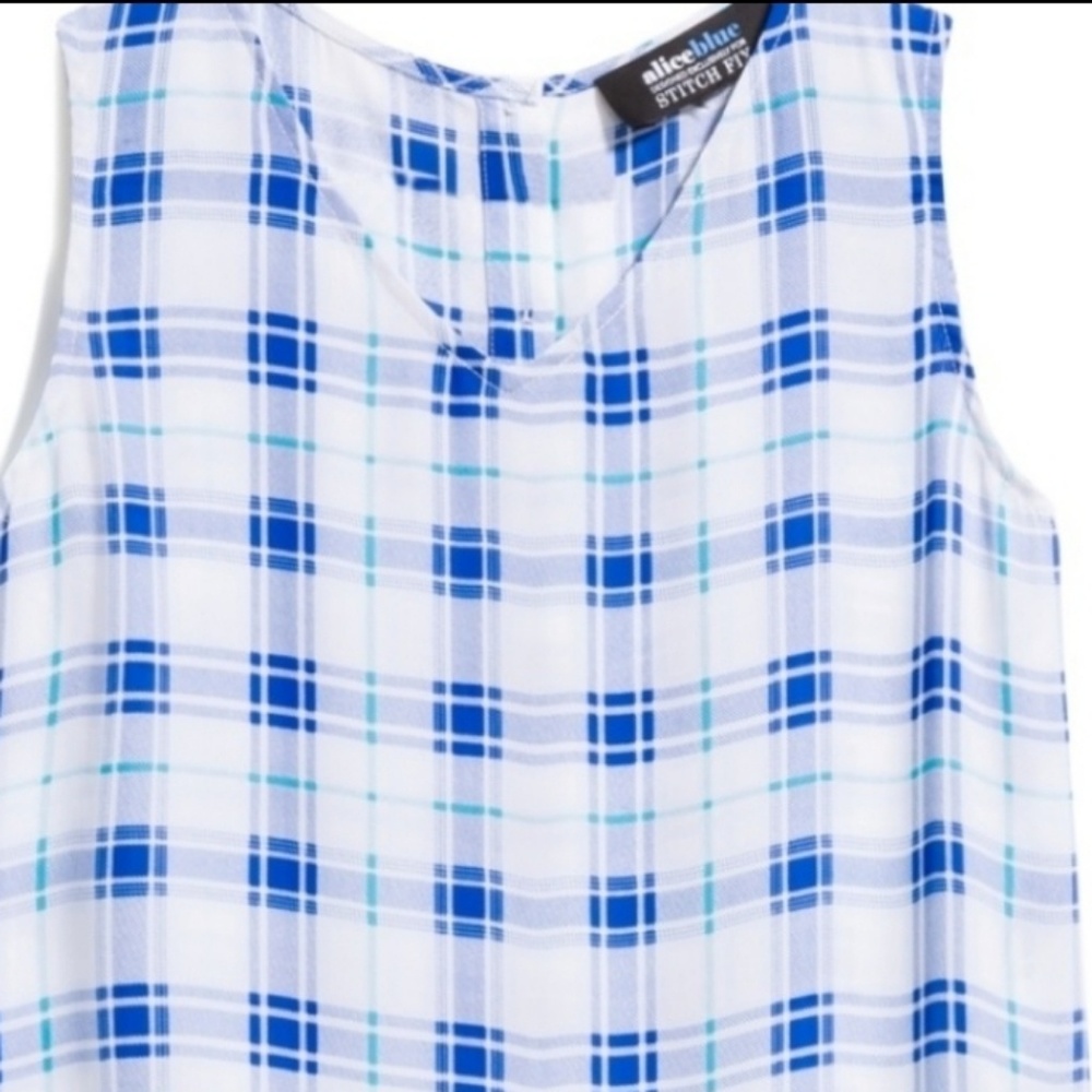 Robinson Button Back Blouse